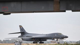 تحقیقات پلیس بریتانیا درباره نقش احتمالی ایران در توطئه بمب‌گذاری در پایگاه هوایی RAF Fairford