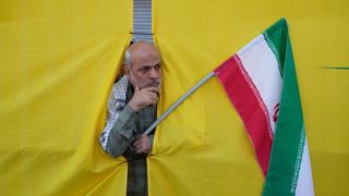 بررسی اولین مذاکرات آمریکا و ایران در ماه‌ها