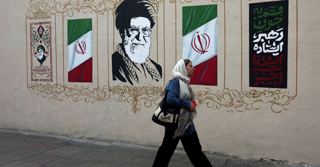 آمریکا می‌گوید خواهد «سخت‌ترین تحریم‌ها در تاریخ» را بر ایران اعمال کرد