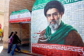 رئیس‌جمهور ایران می‌گوید تعامل با رهبر معظم خامنه‌ای «بسیار دشوار» است