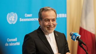 ایران: تنگه هرمز ممکن است ظرف یک هفته دوباره باز شود؛ تهران در حال بررسی پاسخ به آمریکا