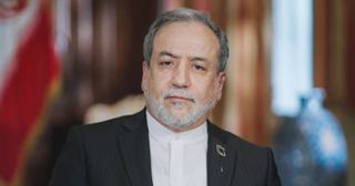 وزیر خارجه ایران آمادگی کامل برای جنگ با آمریکا را اعلام کرد