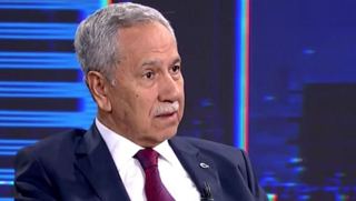 بولنت آرینچ از حزب حاکم ترکیه هشدار داد: فساد صندوق‌ها می‌تواند به ضرر رئیسم ترکیه در انتخابات تمام شود