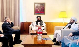 متقی و نماینده ایران درباره گسترش روابط دوجانبه گفتگو کردند