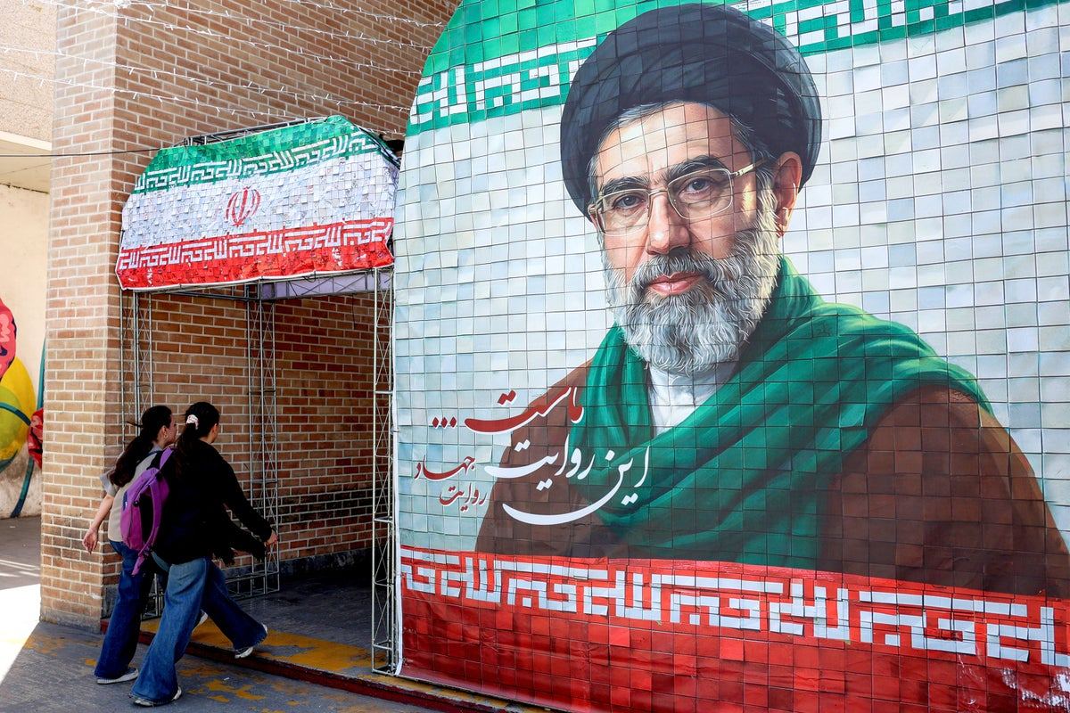 رئیس‌جمهور ایران: تعامل با رهبر معظم کنونی بسیار دشوار است