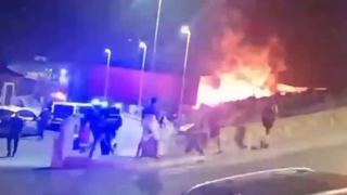 آتش‌سوزی در اتحادیه اروپا: مهاجران در سویتا فرار می‌کنند
