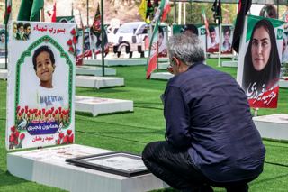 ترامپ می‌گوید ایران باید برای کسانی که کشته و زخمی کرده‌اند جبران خسارت بپردازد