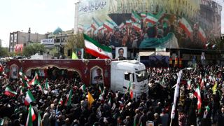 مقامات دفاعی اسرائیل ایران را تحت نظارت دارند در میان خطرات ناآرامی‌های داخلی و تهدیدات نیروهای وابسته