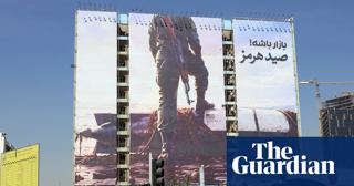 دو کشتی کانتینری در نزدیکی تنگه هرمز غرق شدند در میان افزایش حملات ایرانی