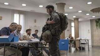 نظرپرداز پیشکسوت: نتایج پایان دوران نتانیاهو را نشان می‌دهد