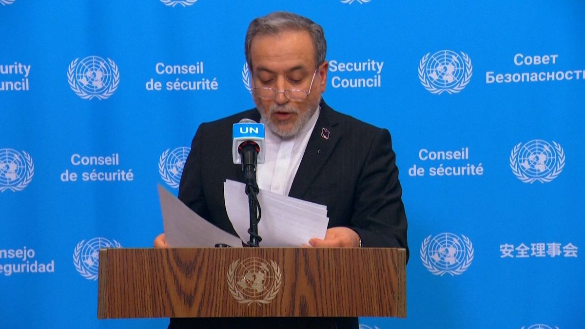 ایران پیشنهاد بازگشایی تنگه هرمز و ادامه مذاکرات هسته‌ای را مطرح کرد