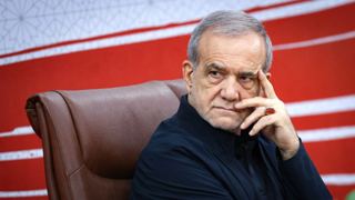 پژشکین می‌گوید ایران باید جنگ را از جایگاه قدرت پایان دهد