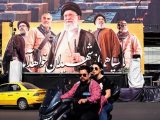 ترامپ: من تماس‌های وانس با ایران برای «تامین کالاهای پزشکی» را تصویب کردم
