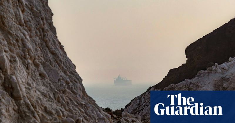تأثیر جنگ بر زندگی روزمره ایرانیان در تنگه هرمز