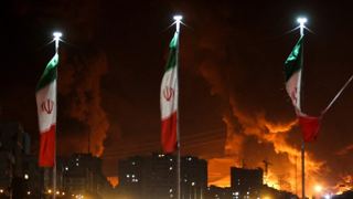 آمریکا برای عملیات تنهای اسرائیل علیه ایران فشار آورد در آستانه انتخابات میانمدت